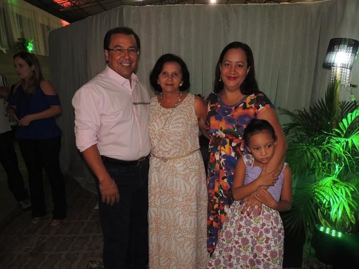 Prefeitura Municipal realiza a maior e mais bonita festa  - Imagem 16