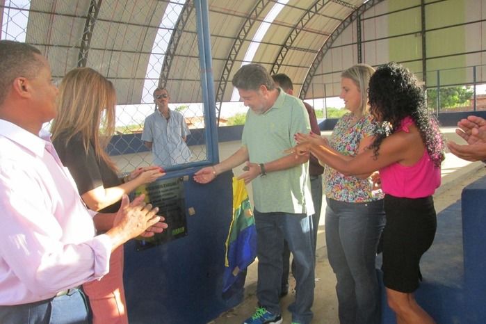 Prefeito Walter Alencar Inaugura Várias Obras em Agricolândia  - Imagem 17