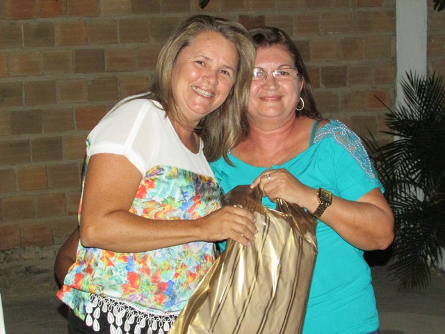 Secretaria Municipal de Educação Realizou Confraternização - Imagem 97