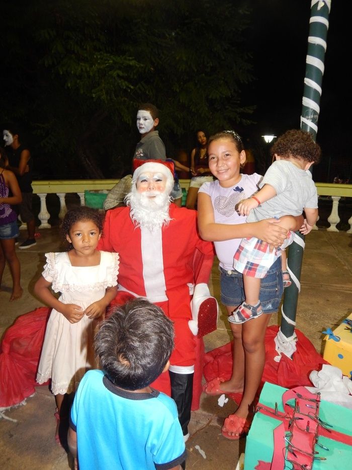 Secretaria de Assistência Social realizou Natal de Luz - Imagem 9