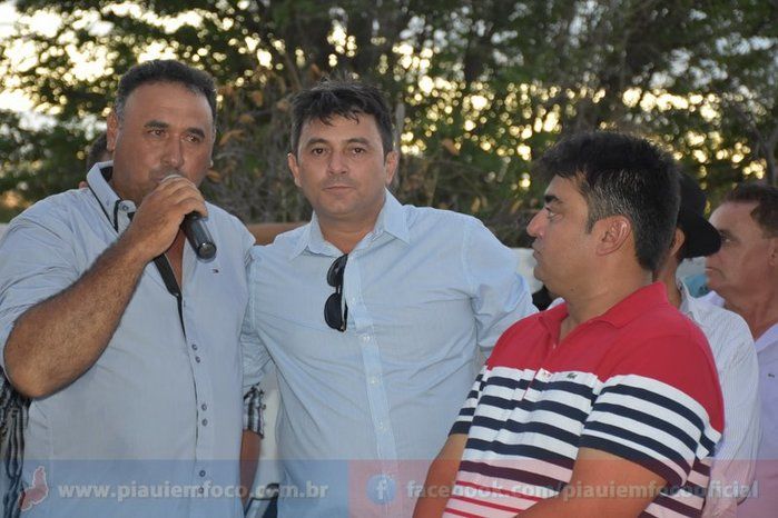 Márcio Alencar entrega ambulância e inaugura estrada em Pocinhos - Imagem 89
