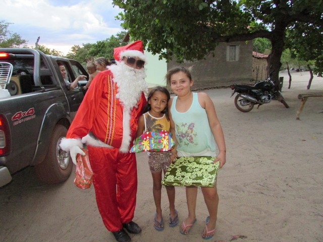 Papai Noel Fez Alegria das Crianças em Na Localidade Jardim - Imagem 78