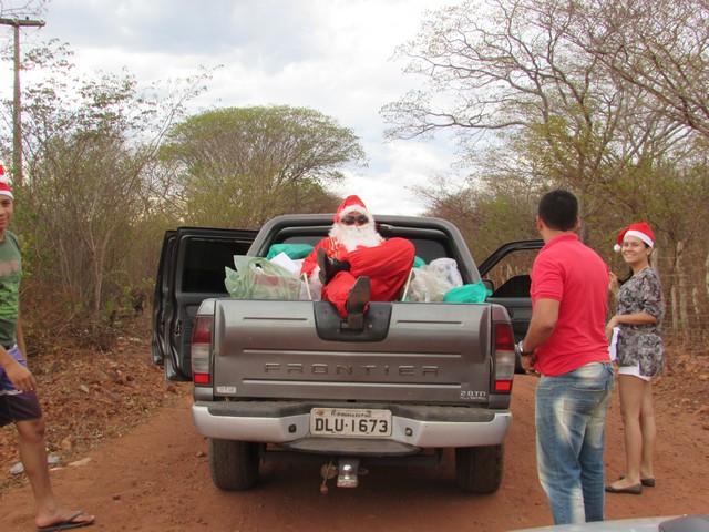 Papai Noel Fez Alegria das Crianças em Na Localidade Jardim - Imagem 1