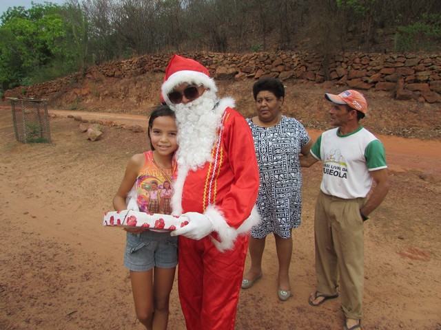 Papai Noel Fez Alegria das Crianças em Na Localidade Jardim - Imagem 24