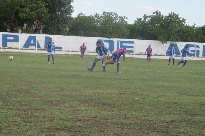 Emelec esmaga o time do Boi Morto e enfrentará a Vila na Final  - Imagem 14