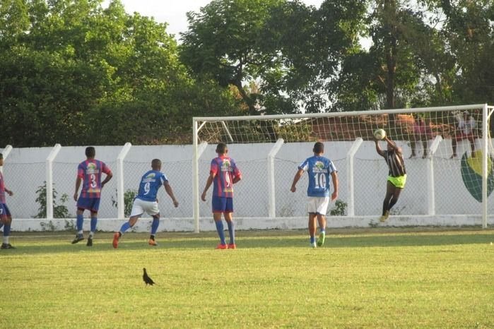 Emelec esmaga o time do Boi Morto e enfrentará a Vila na Final  - Imagem 38