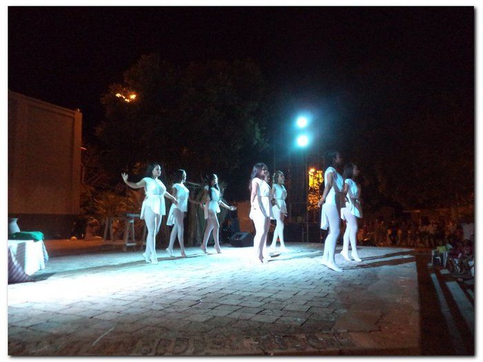 Apresentações natalinas dão mais brilho ao Natal de Inhuma - Imagem 8