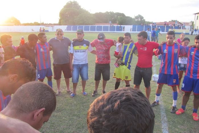 Emelec esmaga o time do Boi Morto e enfrentará a Vila na Final  - Imagem 55