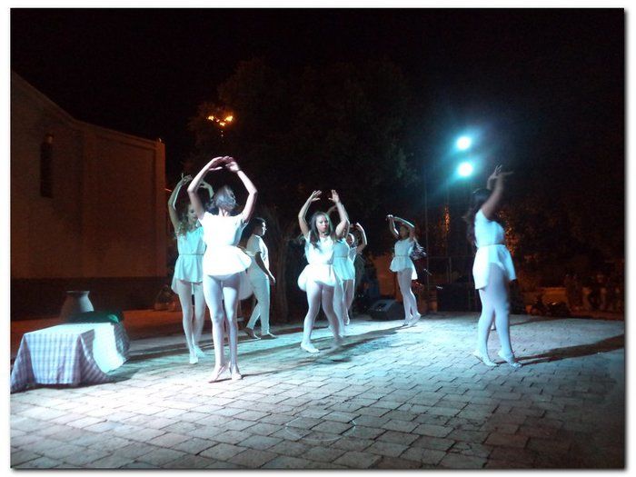 Apresentações natalinas dão mais brilho ao Natal de Inhuma - Imagem 2