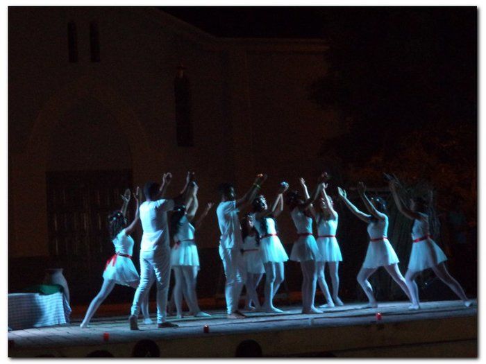 Apresentações natalinas dão mais brilho ao Natal de Inhuma - Imagem 11