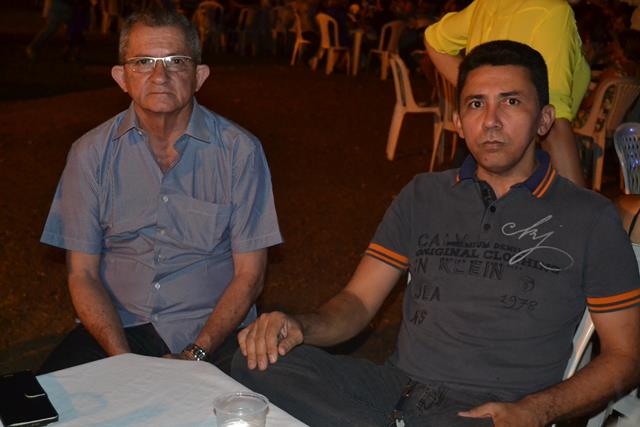 Casal Venicio do Ó e Carmelina realizam confraternização em Pimente - Imagem 22