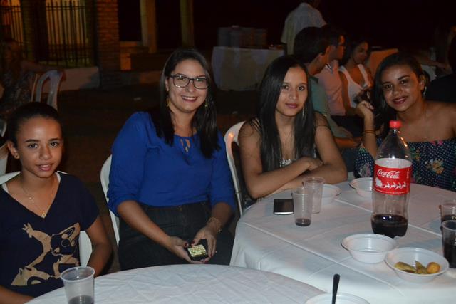 Casal Venicio do Ó e Carmelina realizam confraternização em Pimente - Imagem 12