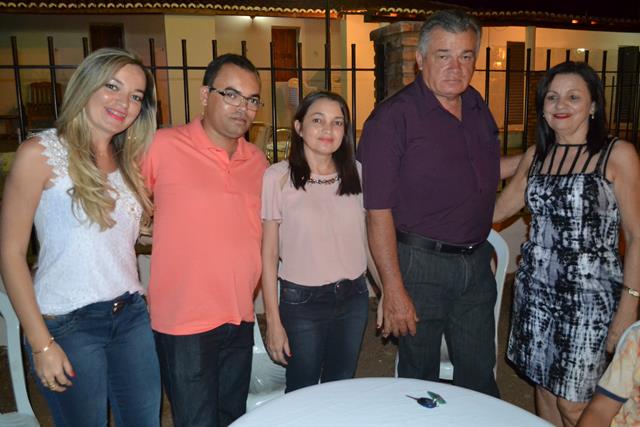 Casal Venicio do Ó e Carmelina realizam confraternização em Pimente - Imagem 7