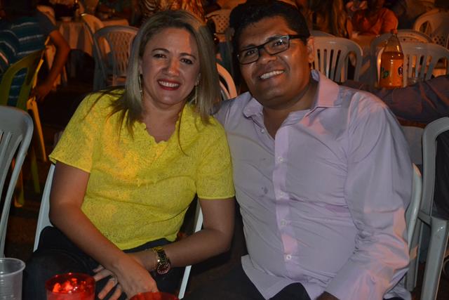 Casal Venicio do Ó e Carmelina realizam confraternização em Pimente - Imagem 18