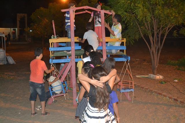 Casal Venicio do Ó e Carmelina realizam confraternização em Pimente - Imagem 49