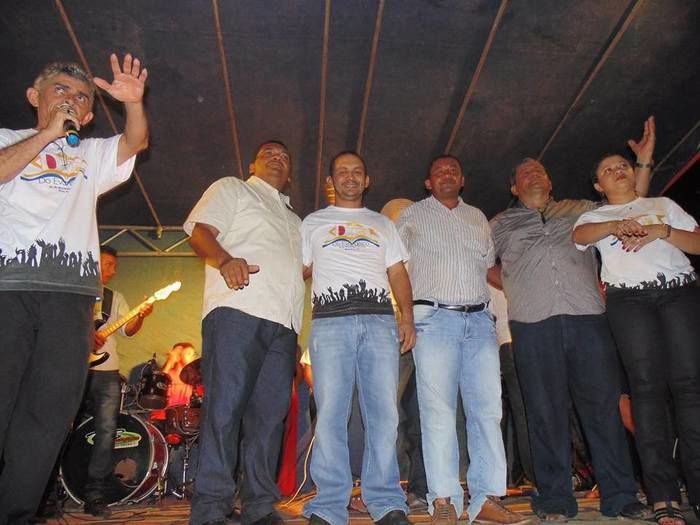 SHOW DA FÉ: MULTIDÃO COMEMORA O DIA DO EVANGÉLICO EM BOA HORA E PREFEITO DECRETA PONTO FACULTATIVO - Imagem 14