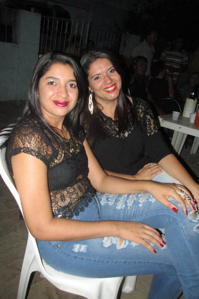 Bonde do Vaqueiro e Forró Molejo finalizam a última noite de festejos no Bairro Baixa - Imagem 5