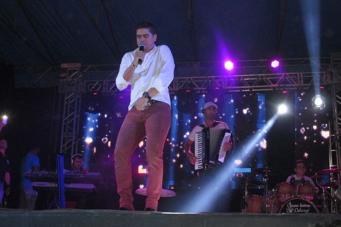 Bonde do Vaqueiro e Forró Molejo finalizam a última noite de festejos no Bairro Baixa - Imagem 14