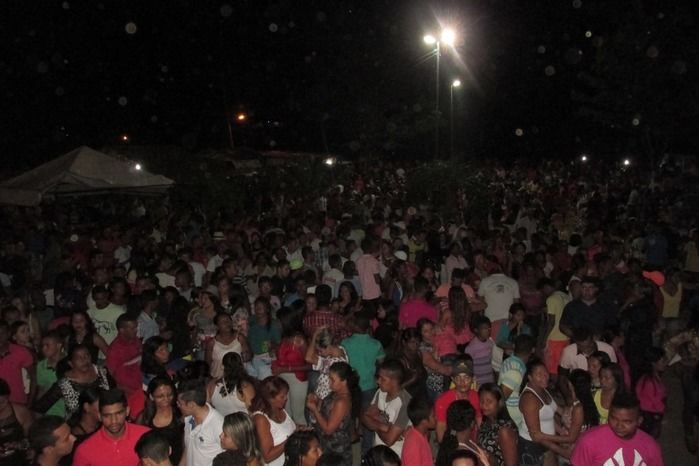 Bonde do Vaqueiro e Forró Molejo finalizam a última noite de festejos no Bairro Baixa - Imagem 7