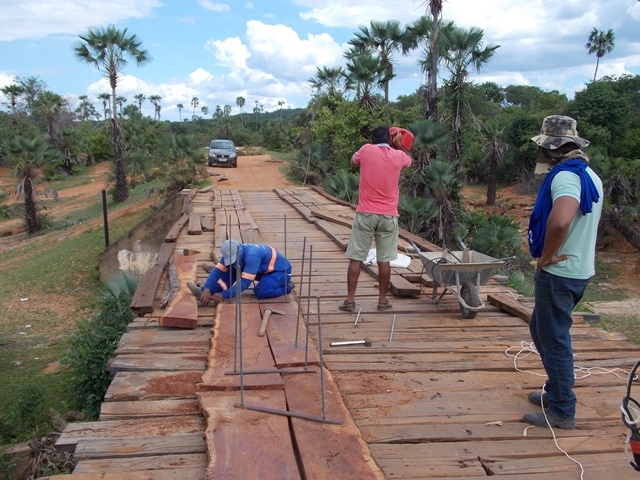 Prefeitura inicia recuperação de pontes sobre o Rio Piauí - Imagem 6