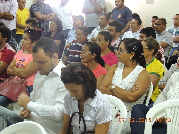 Prefeito de Monsenhor Gil exalta otimismo e diálogo em sua mensagem ao legislativo municipal - Imagem 7