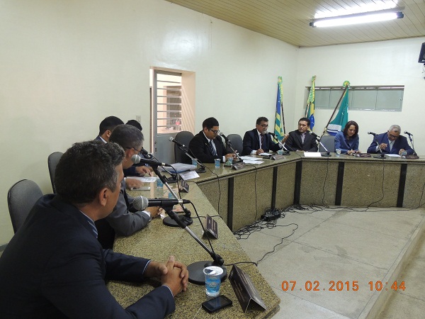 Prefeito de Monsenhor Gil exalta otimismo e diálogo em sua mensagem ao legislativo municipal - Imagem 1