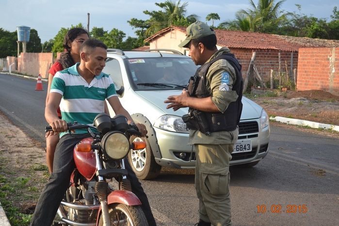 Polícia Militar faz blitz educativa na cidade de Boa Hora  - Imagem 4