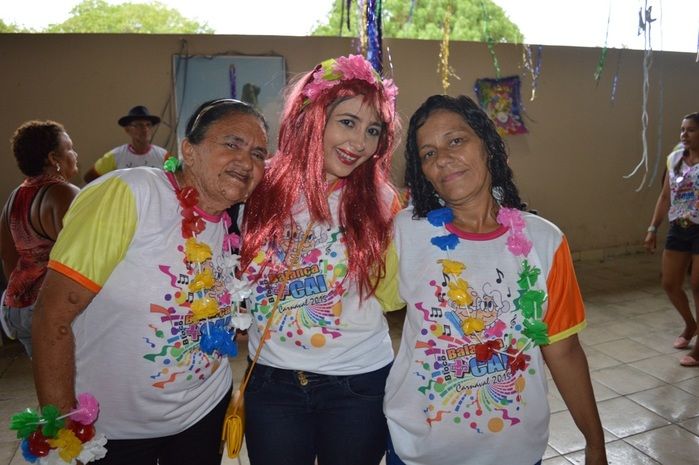 Idosos animam no Bloco Balança mas não Cai no carnaval 2015 - Imagem 23