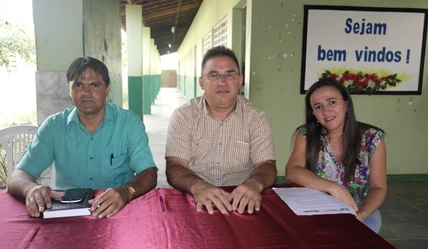 SEMEC inicia ano letivo 2015 com Semana Pedagógica  - Imagem 3