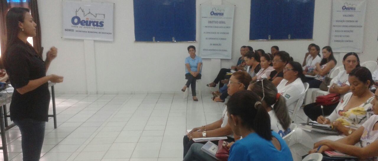 Programa Saúde na Escola é discutido durante reunião em Oeiras