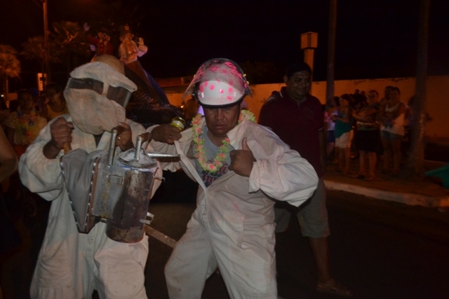 Corso e banda Nairê agitam a primeira noite de Carnaval em Campo Maior - Imagem 24