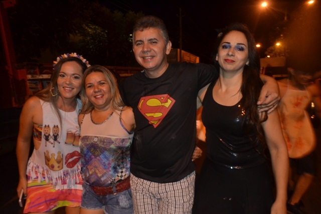 Corso e banda Nairê agitam a primeira noite de Carnaval em Campo Maior - Imagem 11