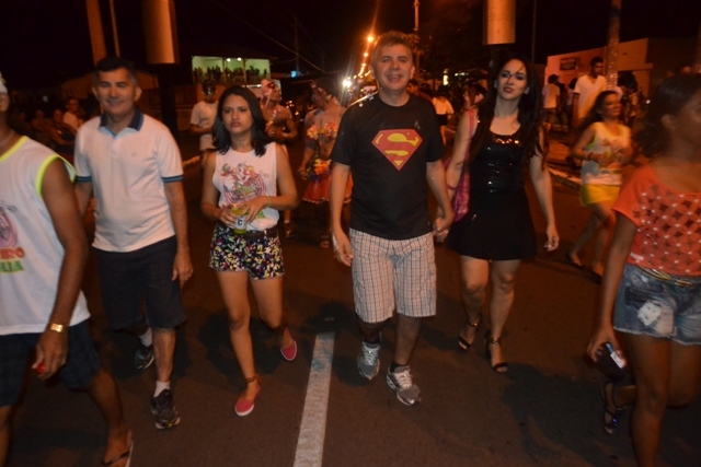 Corso e banda Nairê agitam a primeira noite de Carnaval em Campo Maior - Imagem 3