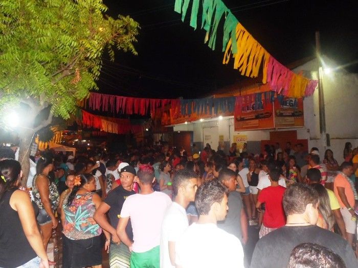 Veja cobertura da primeira noite do carnaval em União; fotos! - Imagem 13