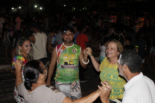 Mais de 1.500 pessoas participaram da festa de carnaval em Miguel Alves  - Imagem 19