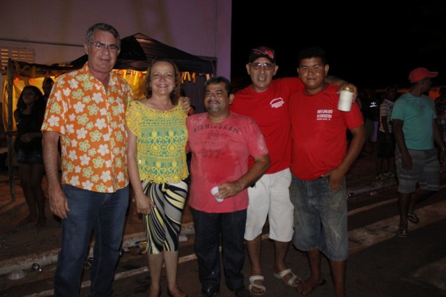 Mais de 1.500 pessoas participaram da festa de carnaval em Miguel Alves  - Imagem 10