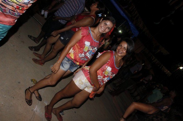 Mais de 1.500 pessoas participaram da festa de carnaval em Miguel Alves  - Imagem 6