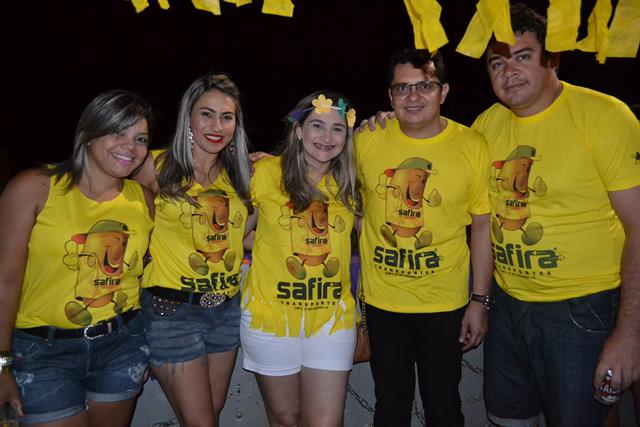 Venicio do Ó e prefeitos da região participam do corso em Valença   - Imagem 50