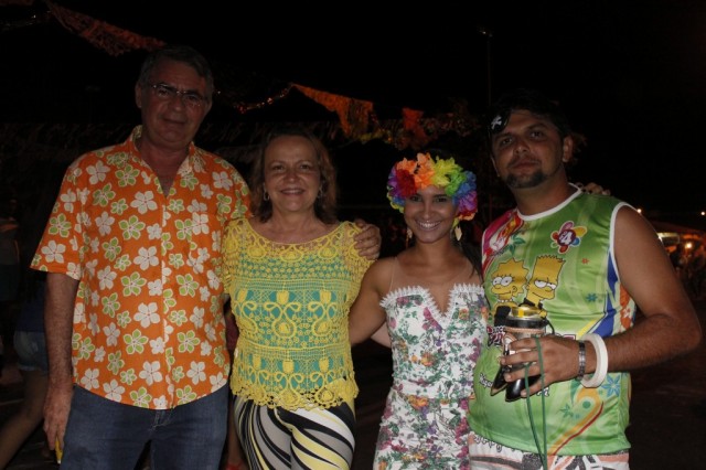 Mais de 1.500 pessoas participaram da festa de carnaval em Miguel Alves  - Imagem 17