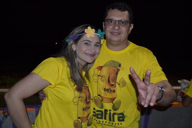 Venicio do Ó e prefeitos da região participam do corso em Valença   - Imagem 47