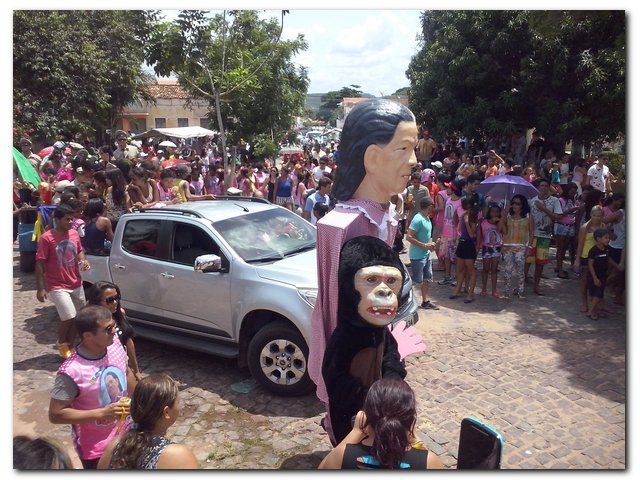 Bloco “Vai Quem Quer” arrasta multidão em Inhuma  - Imagem 23