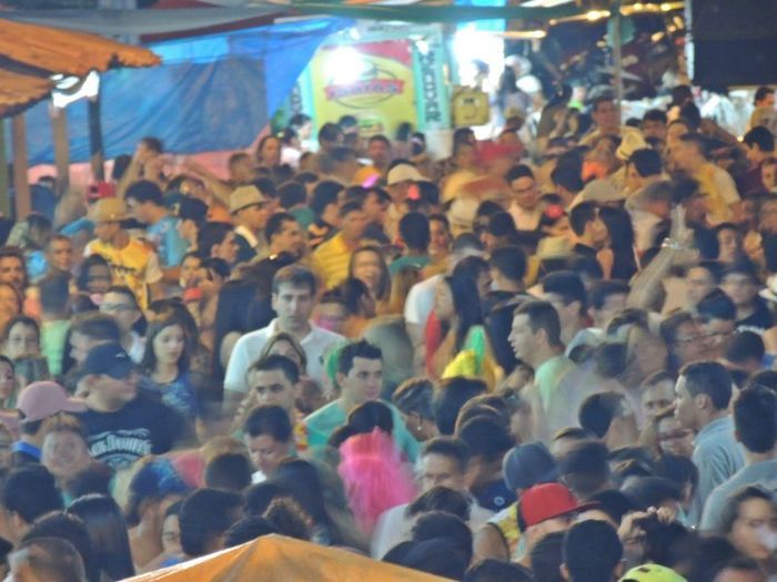 Quase 10 Mil pessoas estavam no corrador da folia da 2ª noite de carnaval - Imagem 52