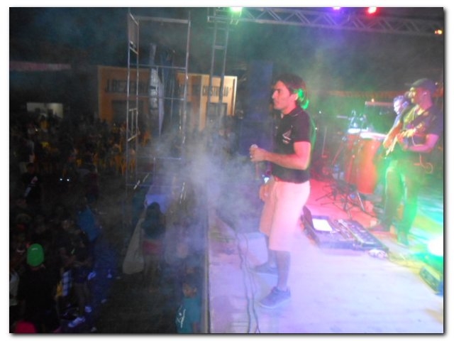 Segunda noite de Carnaval de Inhuma foi bastante animada - Imagem 13