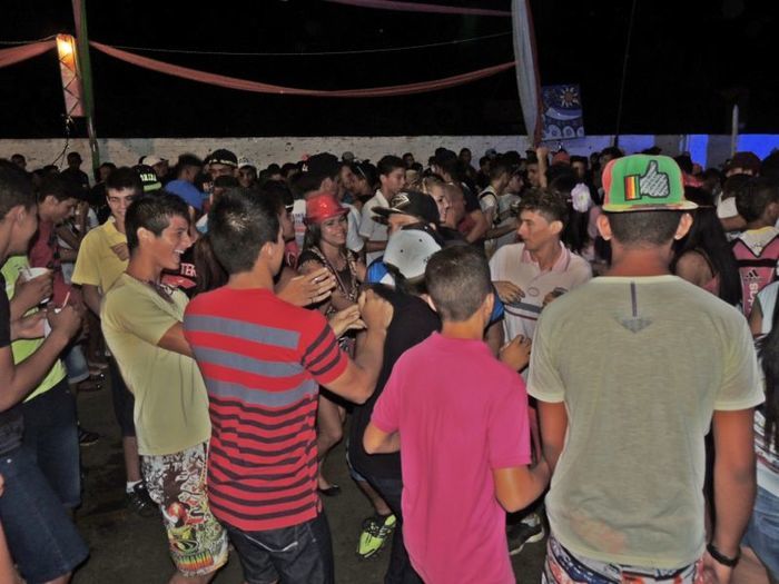 Quase 10 Mil pessoas estavam no corrador da folia da 2ª noite de carnaval - Imagem 26