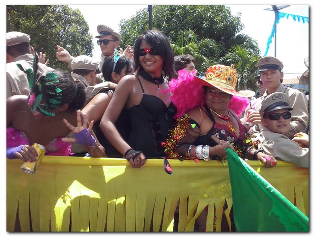 Bloco “Vai Quem Quer” arrasta multidão em Inhuma  - Imagem 28