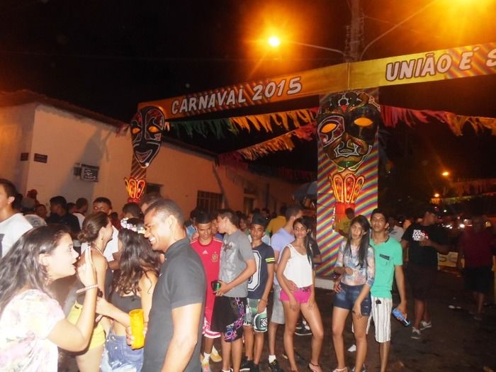 Veja cobertura da segunda noite do carnaval em União; fotos! - Imagem 30