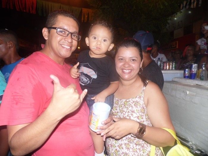 Bloco Os Gatões arrasta quase 25 mil pessoas para avenida - Imagem 19