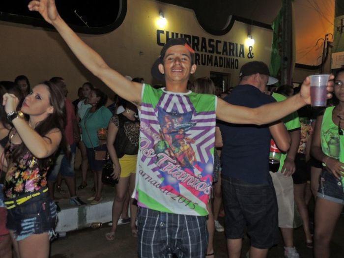Quase 10 Mil pessoas estavam no corrador da folia da 2ª noite de carnaval - Imagem 28