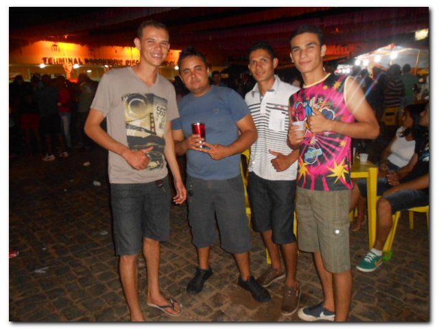 Segunda noite de Carnaval de Inhuma foi bastante animada - Imagem 30