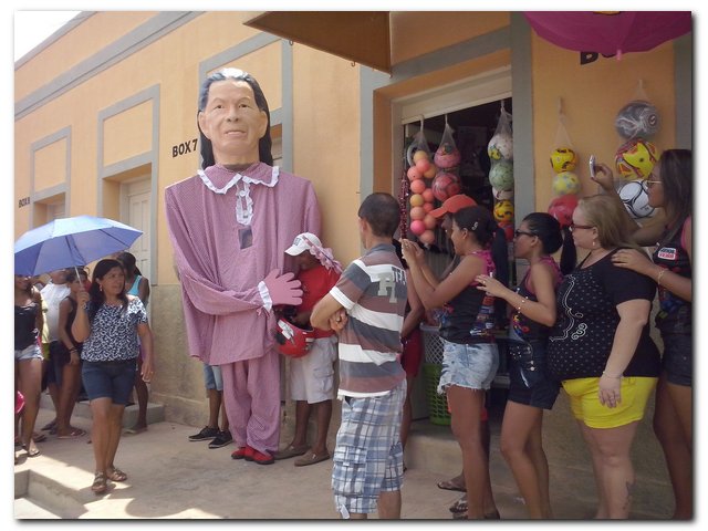 Bloco “Vai Quem Quer” arrasta multidão em Inhuma  - Imagem 19